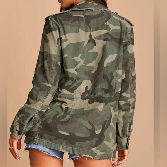 NWT FREE PEOPLE Not Your Brother's Green Camo Print Surplus Jacket sz small - Picture 2 of 15